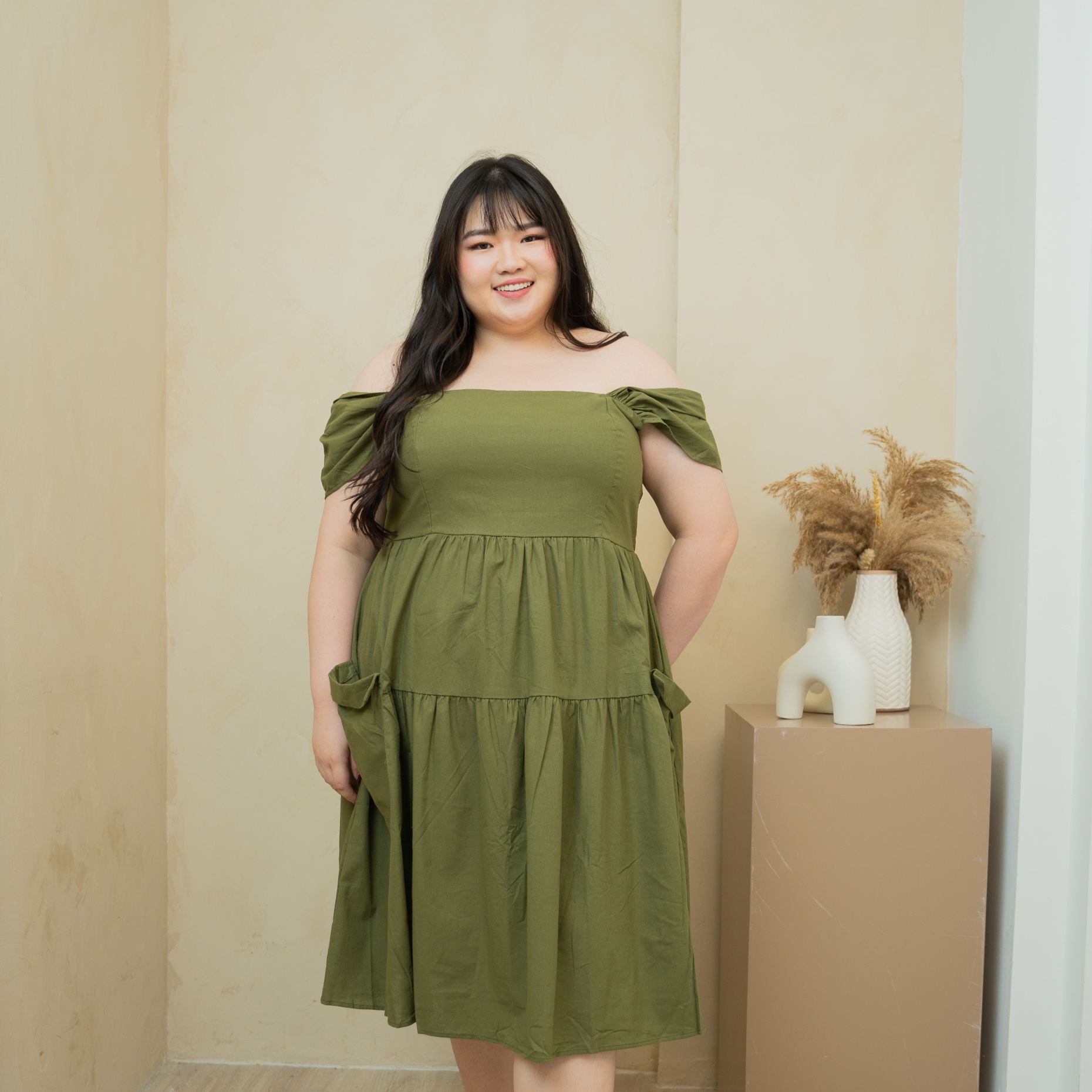 GISELLE BELLA DRESS - OLIVE GREEN