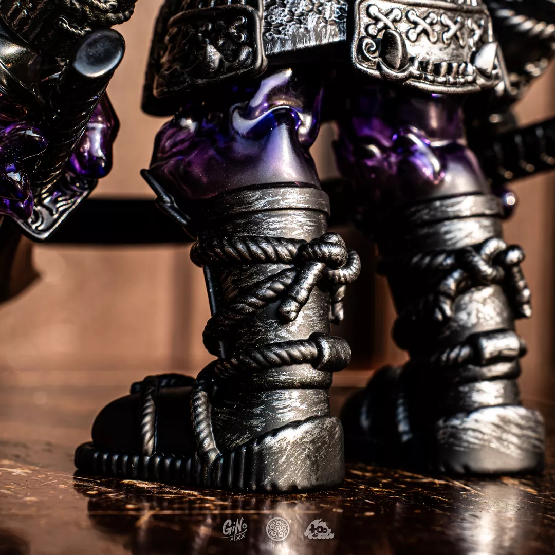 (PRE-ORDER) TOOPLASTIC- GHOST ARMOUR