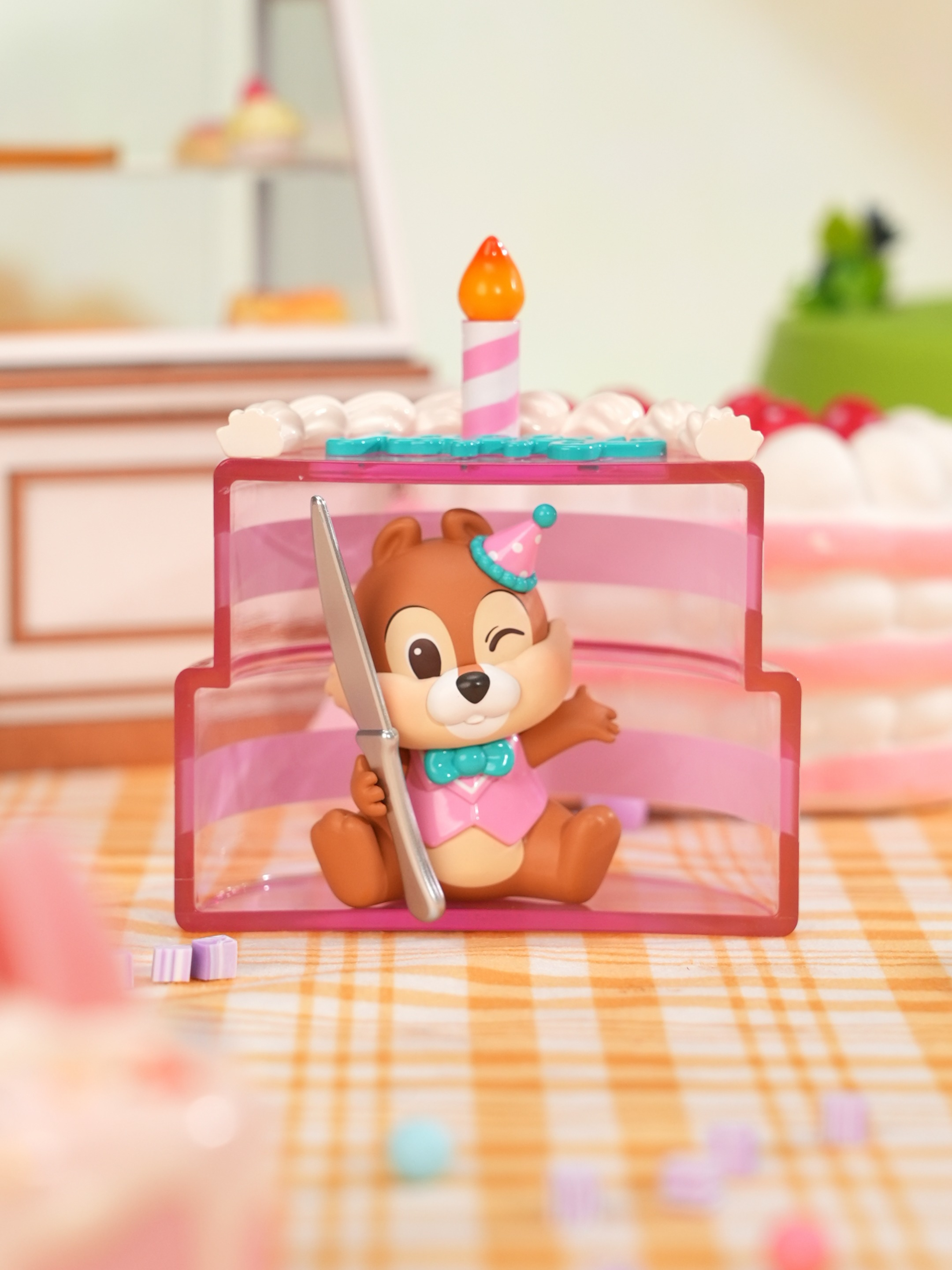 CHIP & DALE DESSERT ADVENTURE