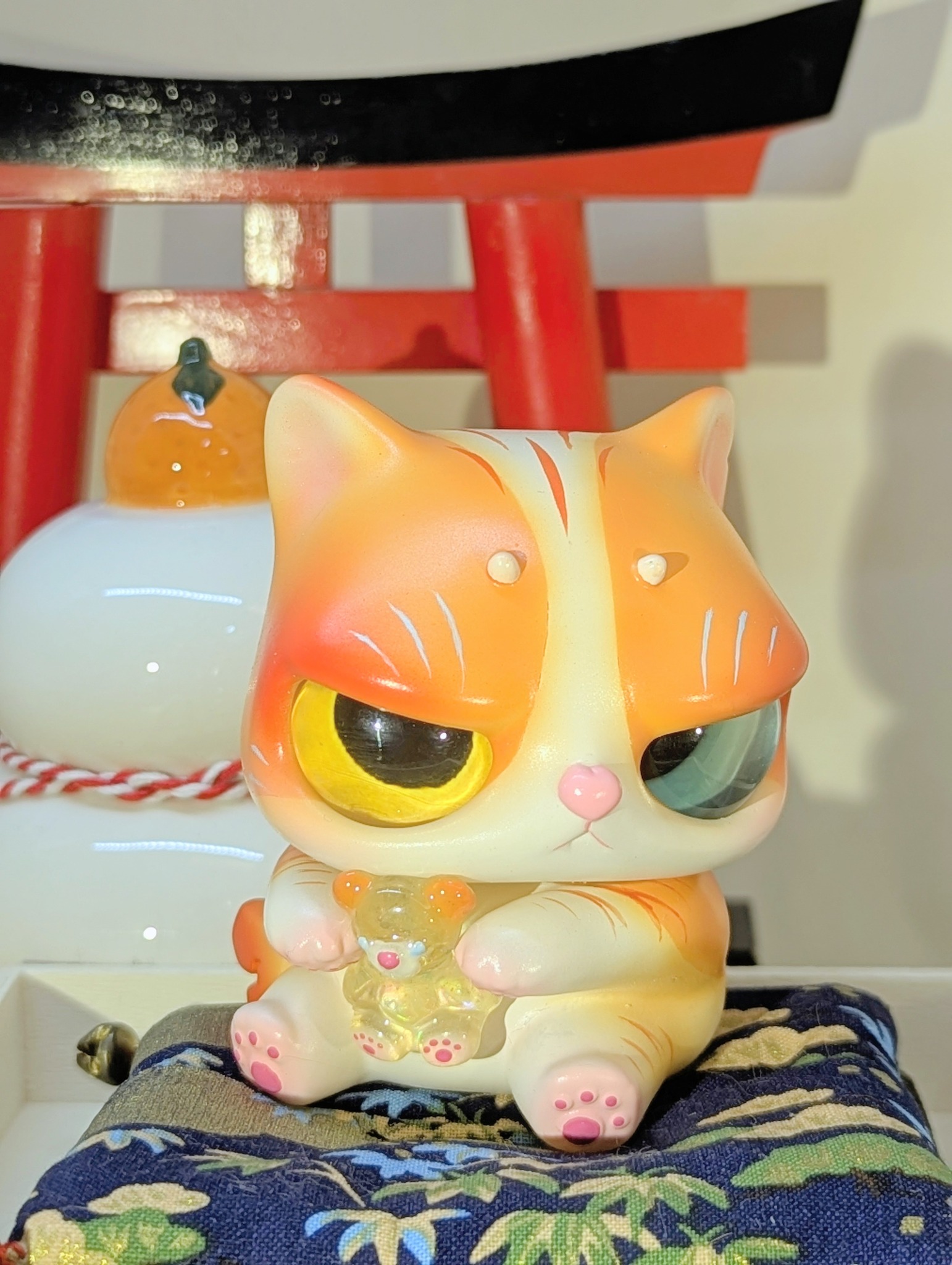 SHABON LEE - BIG ORANGE MIA