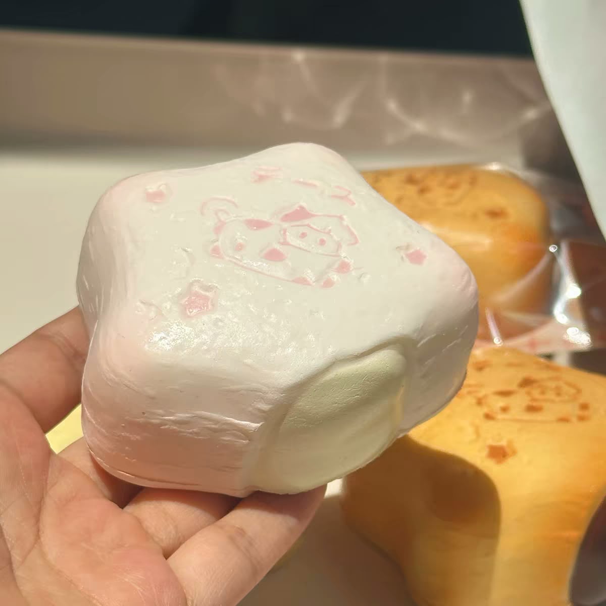 Moozy Star Pastry Squishy