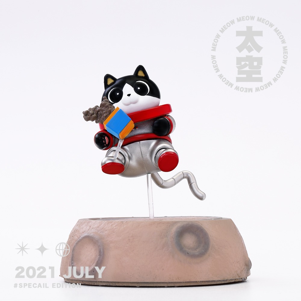 CATSTRONAUT UNIVERSE BLIND BOX BY LUYAO DESIGN
