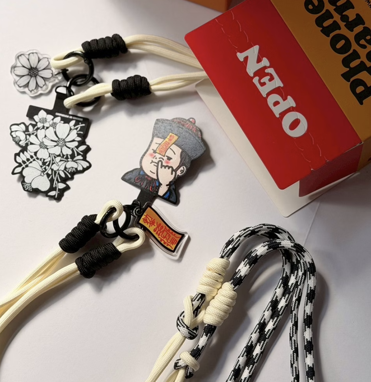 POYUNWANG PHONE STRAP BLINDBOX