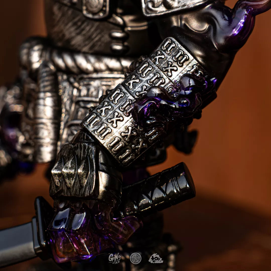 (PRE-ORDER) TOOPLASTIC- GHOST ARMOUR