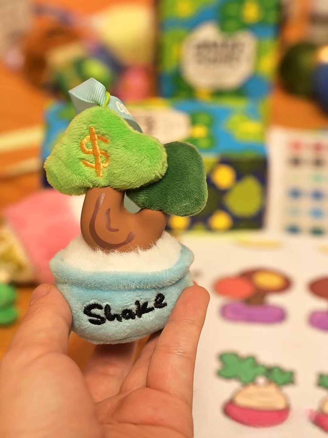 SHAKE MONEY TREE BLIND BOX NEW