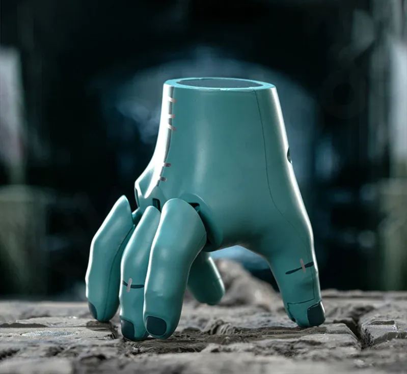 STRANGER HANDS QUESERA SERIES