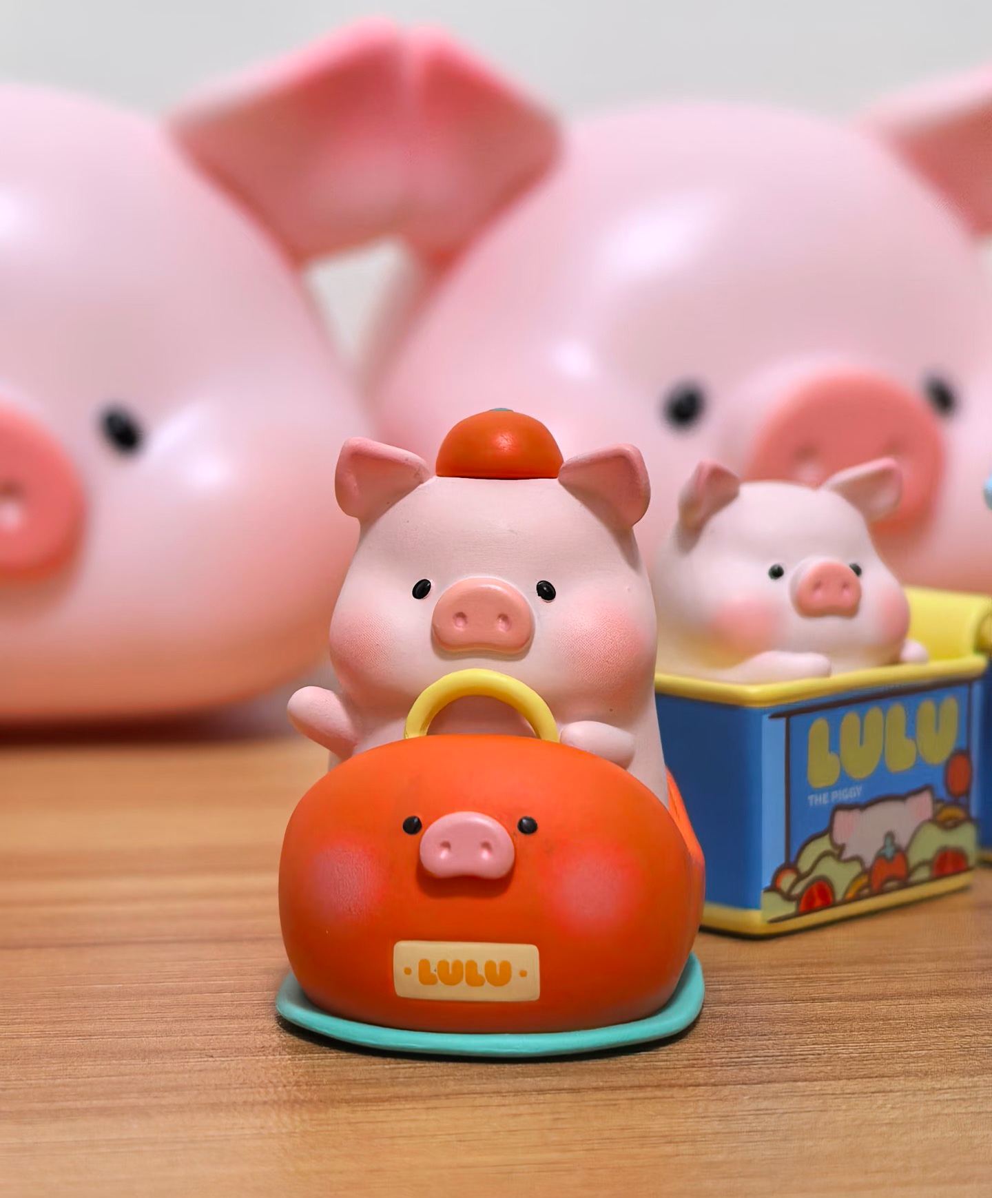 LULU THE PIGGY HIPPER FIGURE