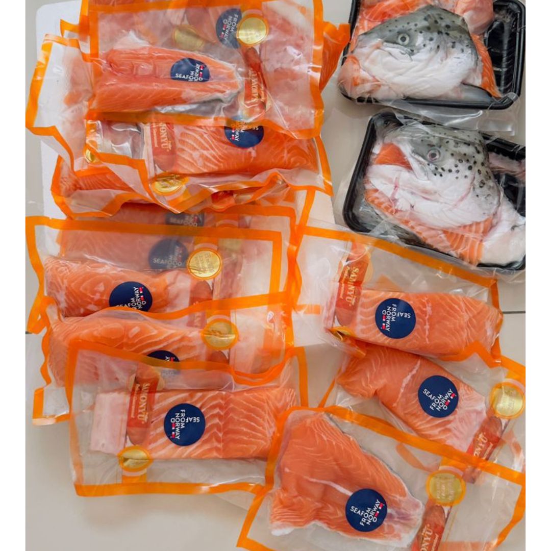 【NORWAY挪威】AIR-FLOWN FRESH ATLANTIC SALMON (WHOLE FISH 16PCS) 新鲜大西洋三文鱼 (+/- 4-5KG) 【PREORDER】