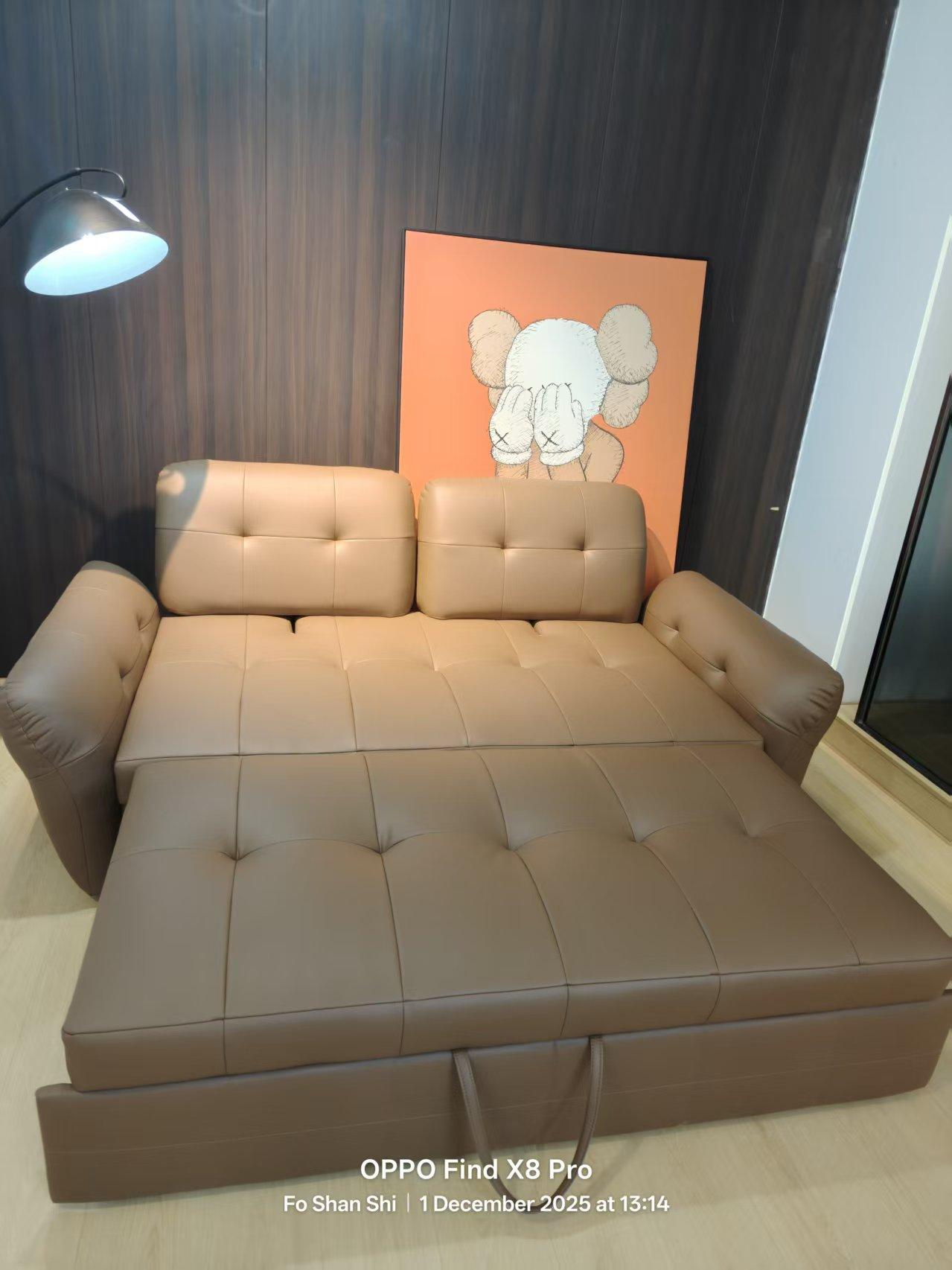 [Pre-Order] Foldable sofa bed (double size) for small living rooms.