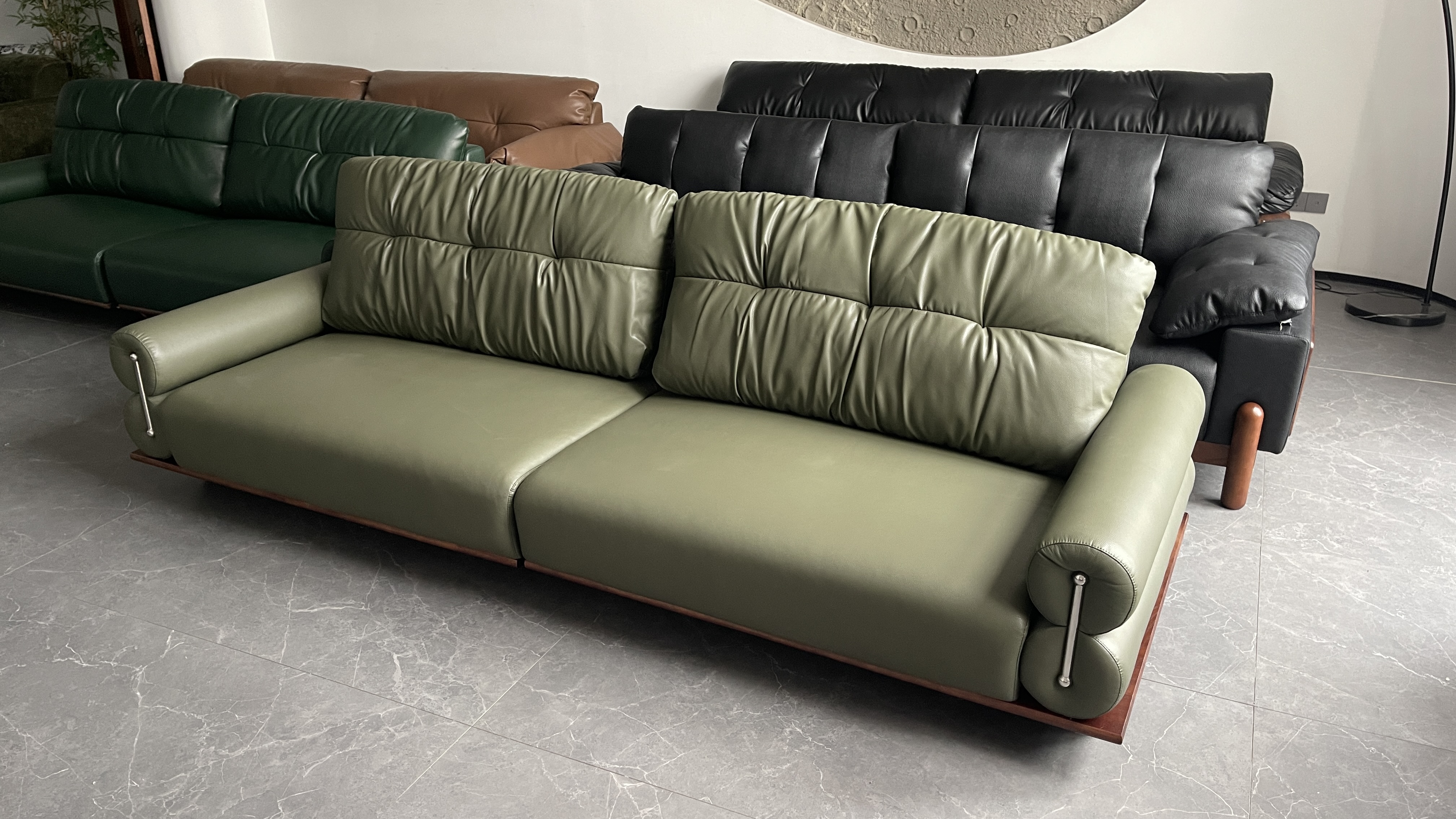 Italian minimalist style high-end living room solid wood sofa