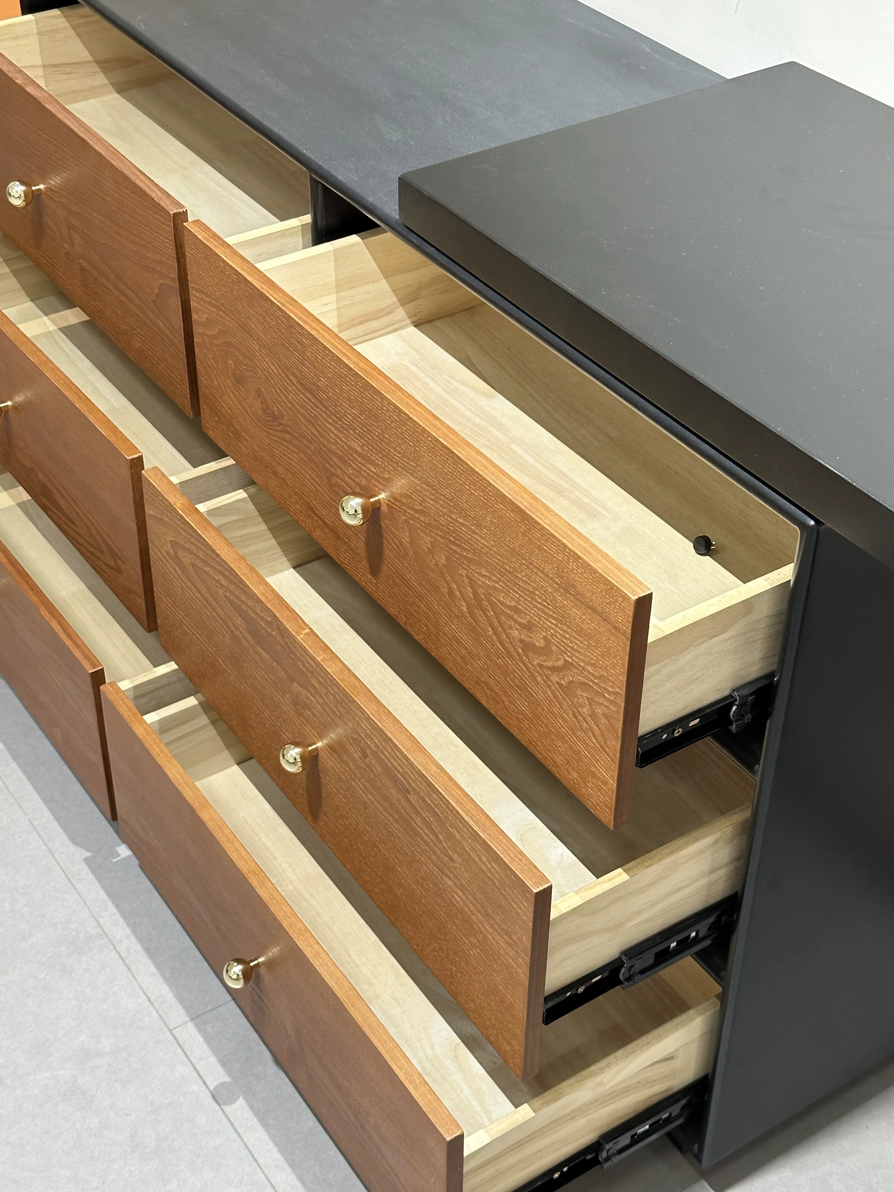 [PRE-ORDER] Vanity Table + 6-Drawer Chest – Black & Wood-Tone Storage Dresser, Modern Bedroom Organizer