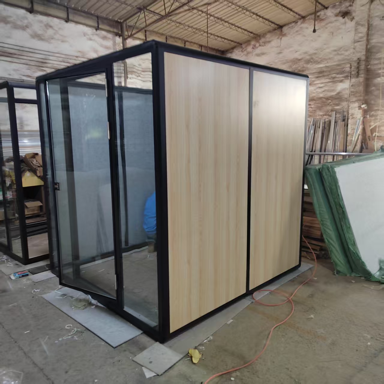 [PRE-ORDER] office partitions with glass and wooden panels, soundproofing, and high partition walls.