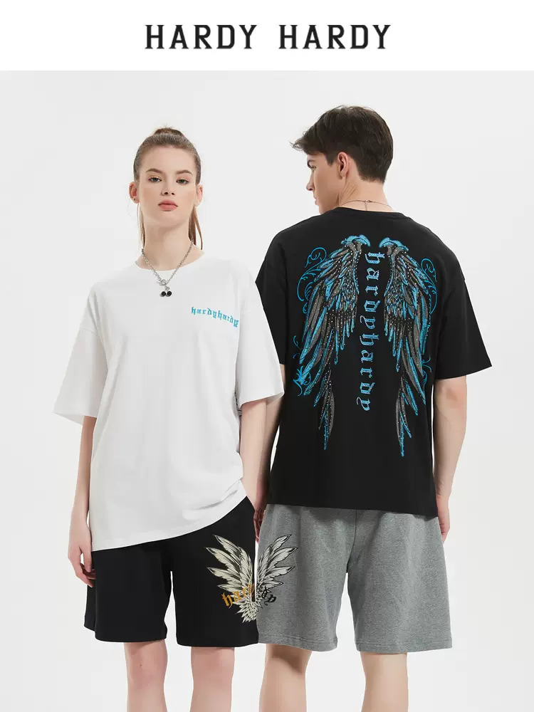 Hardy Hardy Classic Wings At The Back Unisex T-Shirt