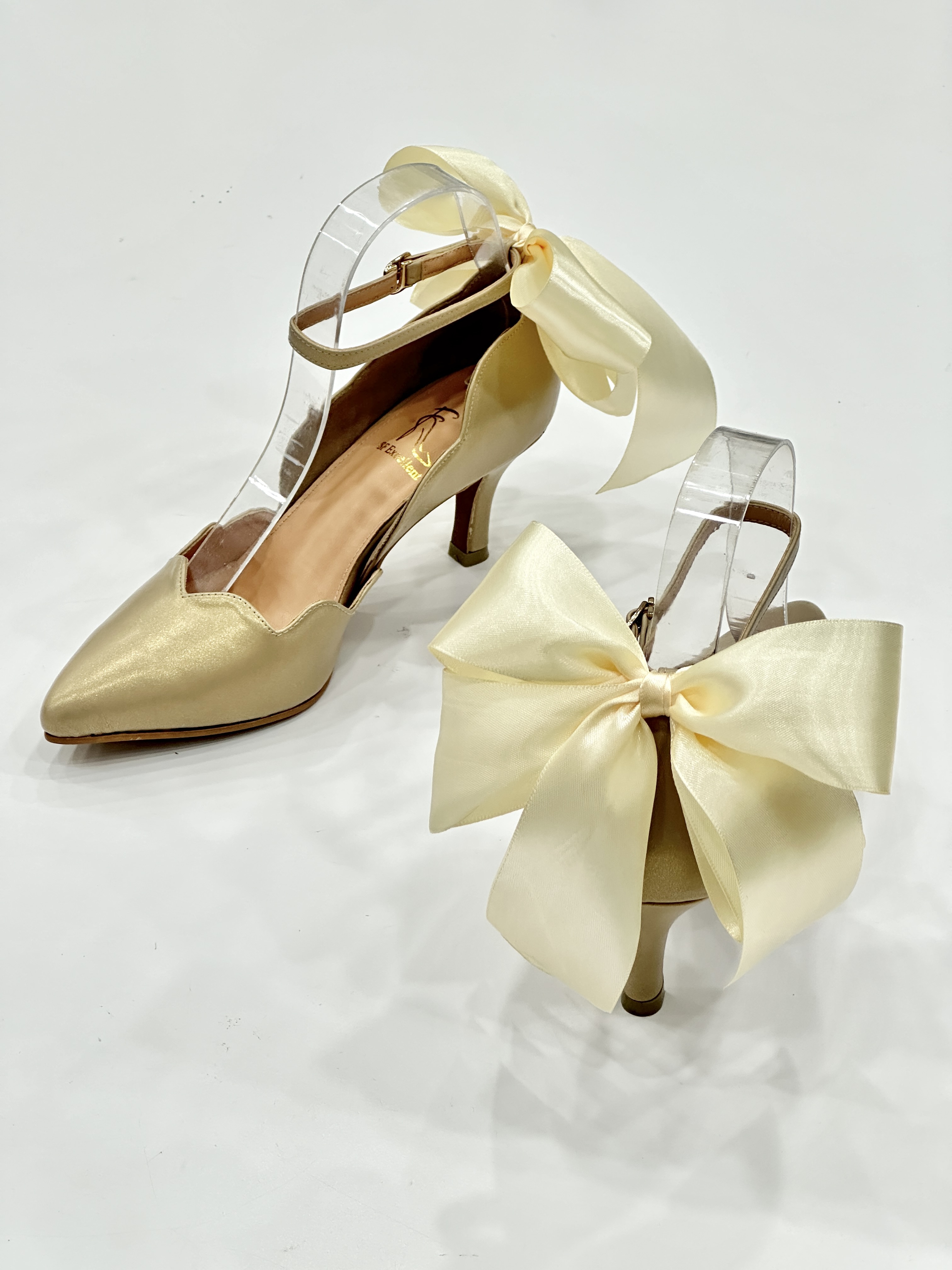 Yanis Custom Wedding Heel Pumps