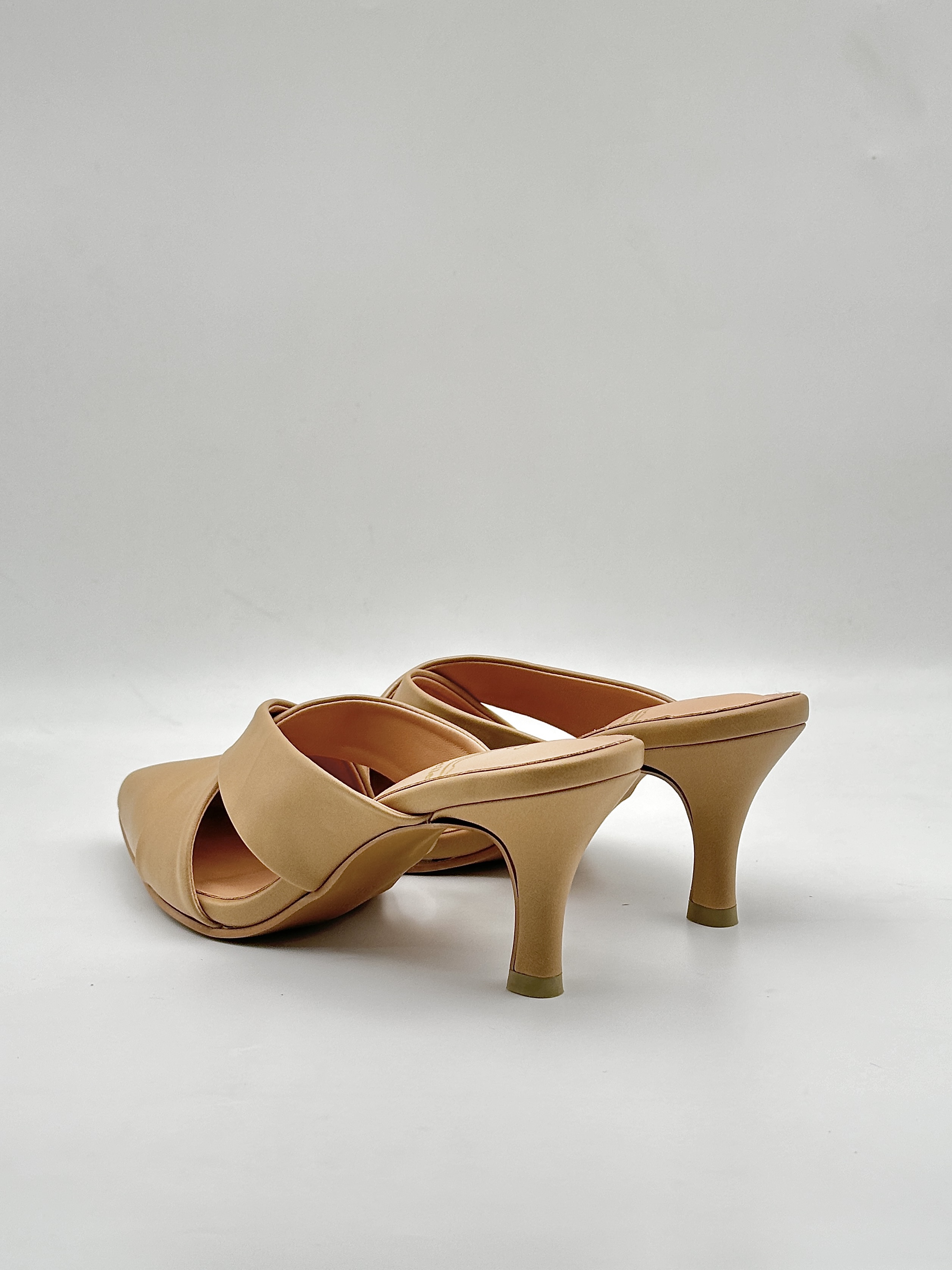 Tari Mule Heels