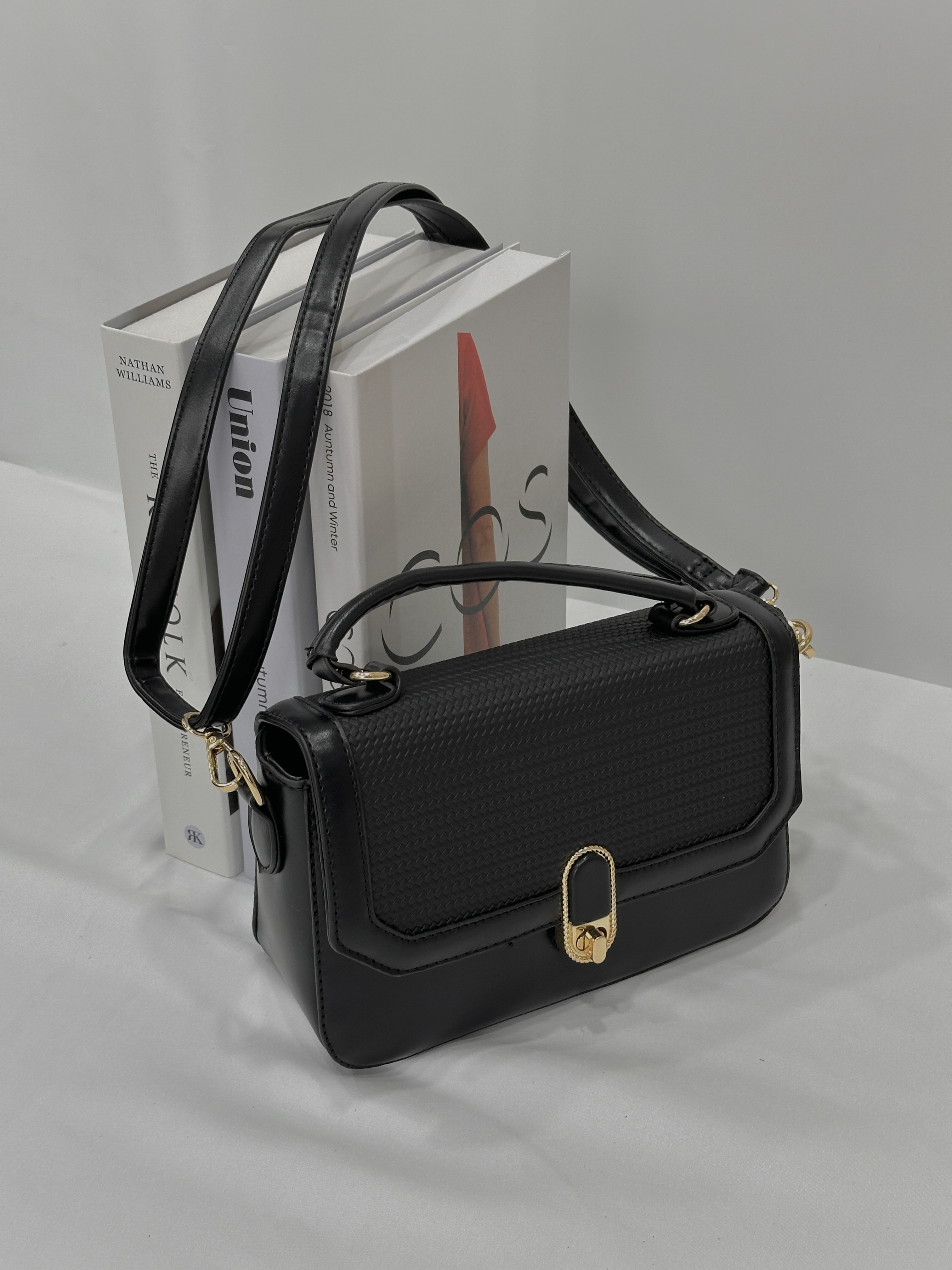 Quinn Sling Bag