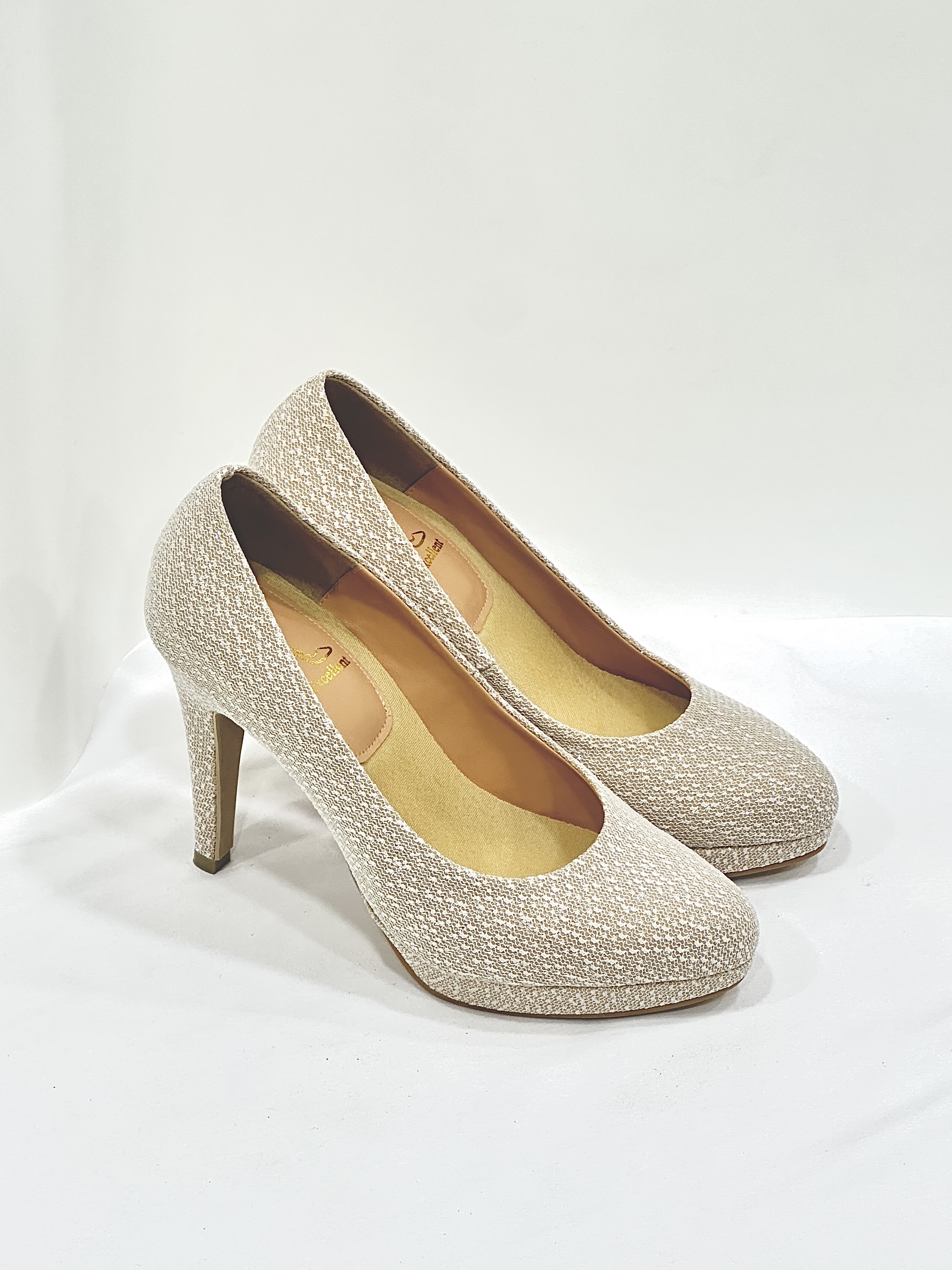Casey Round Toe Platform Pumps