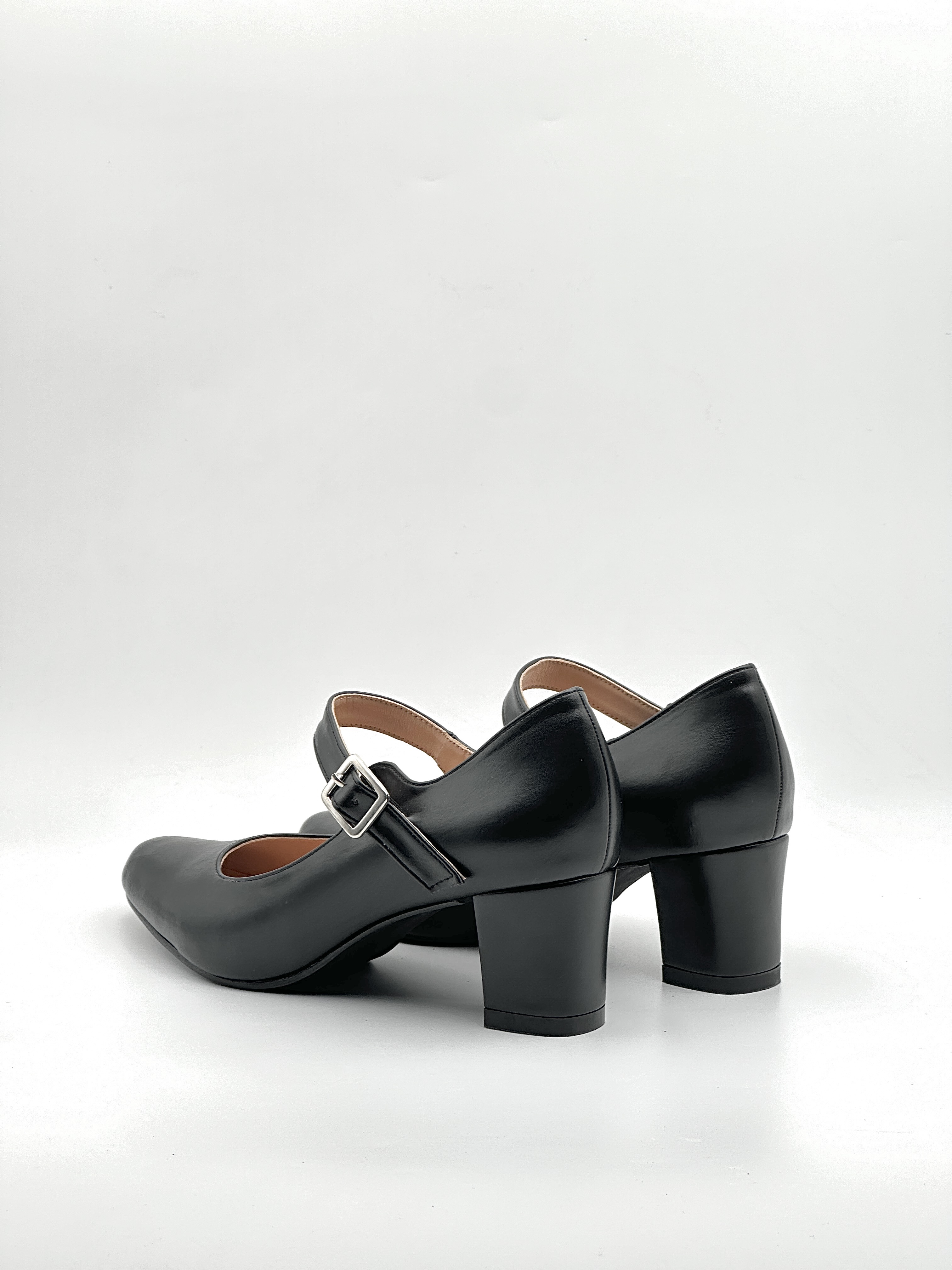 Caca Marry Jane Pumps
