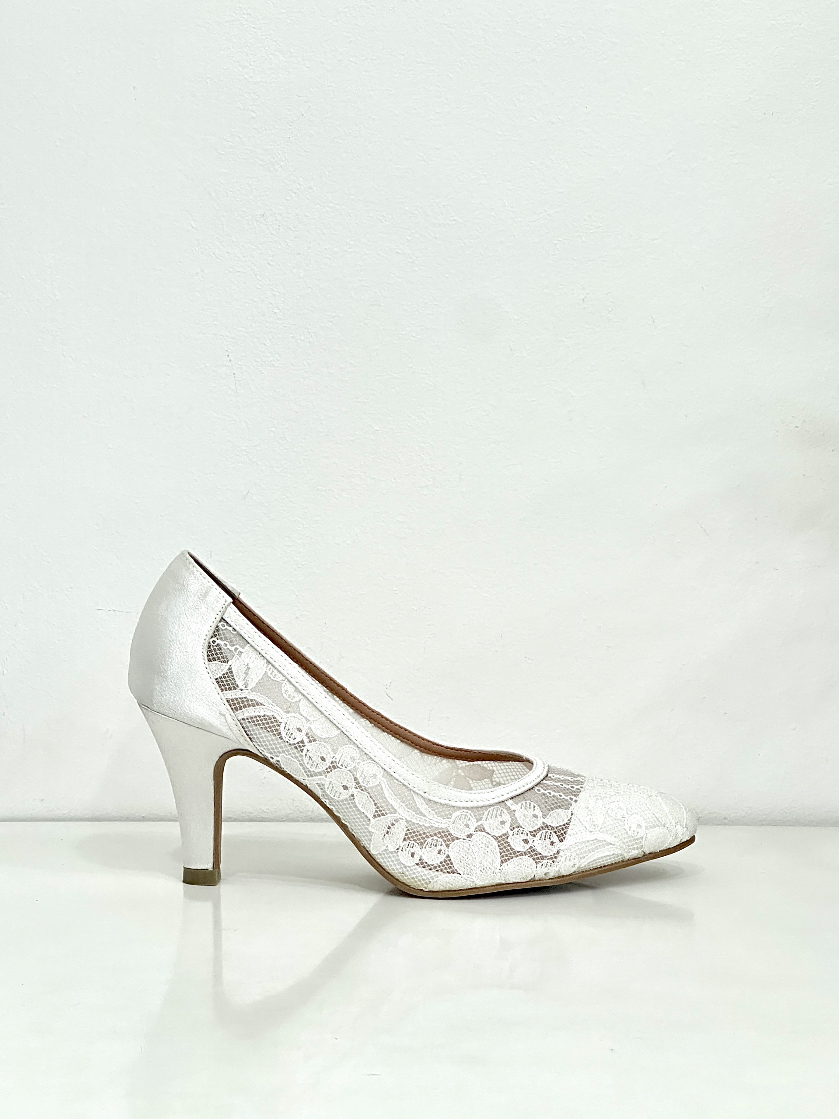 Misa Stiletto Pumps