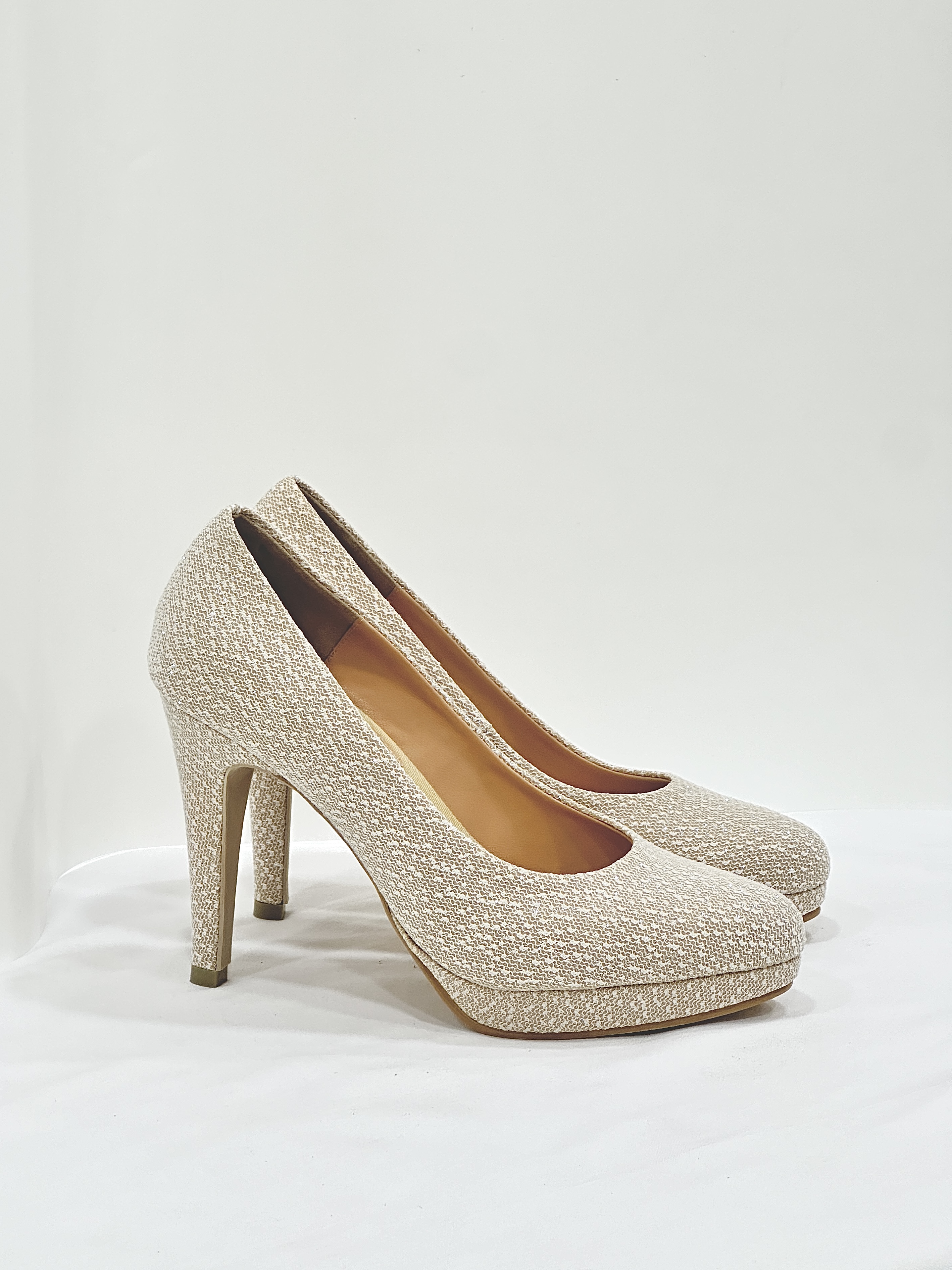 Casey Round Toe Platform Pumps