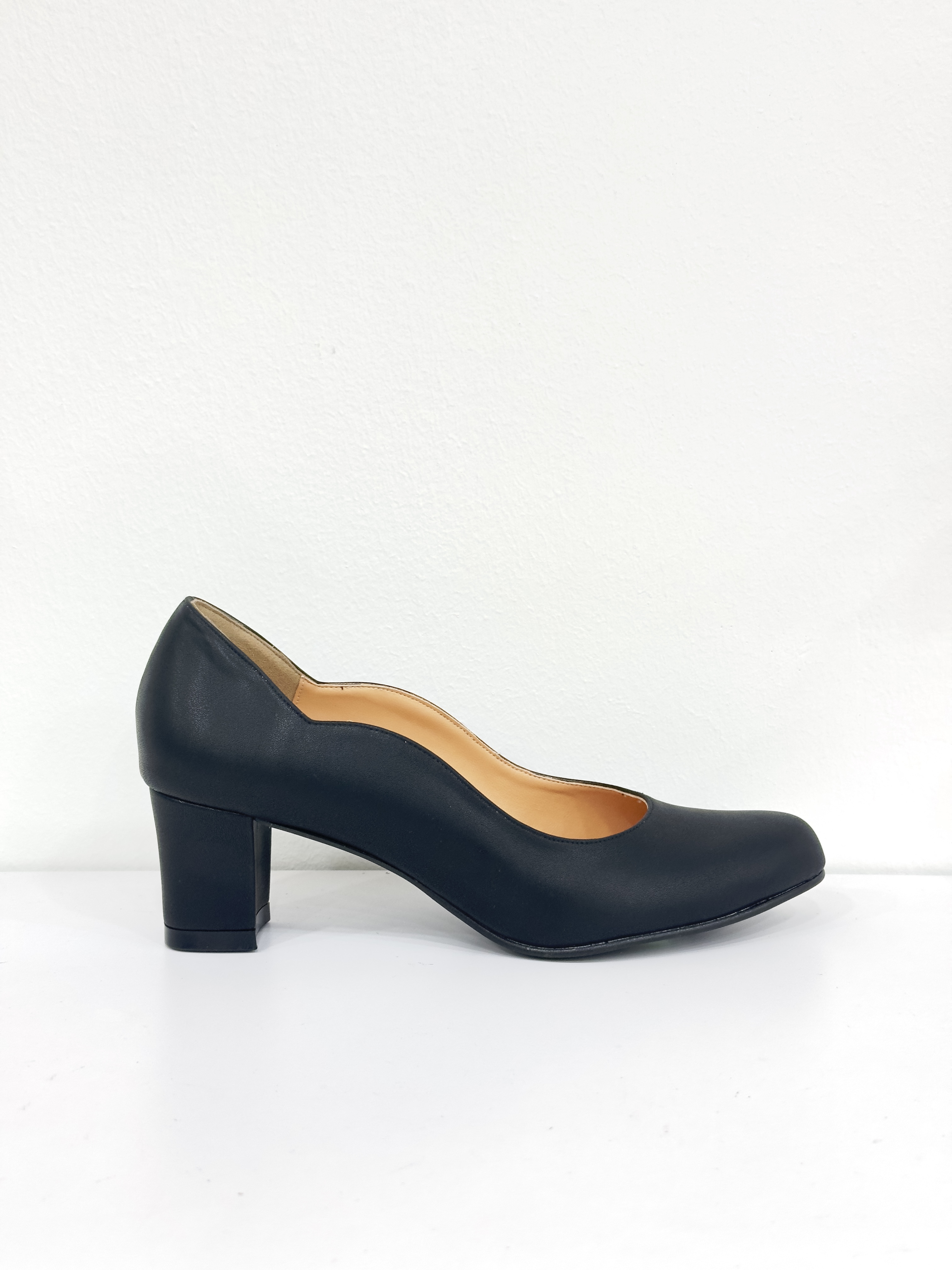 Ady Round Toe Heel Pumps
