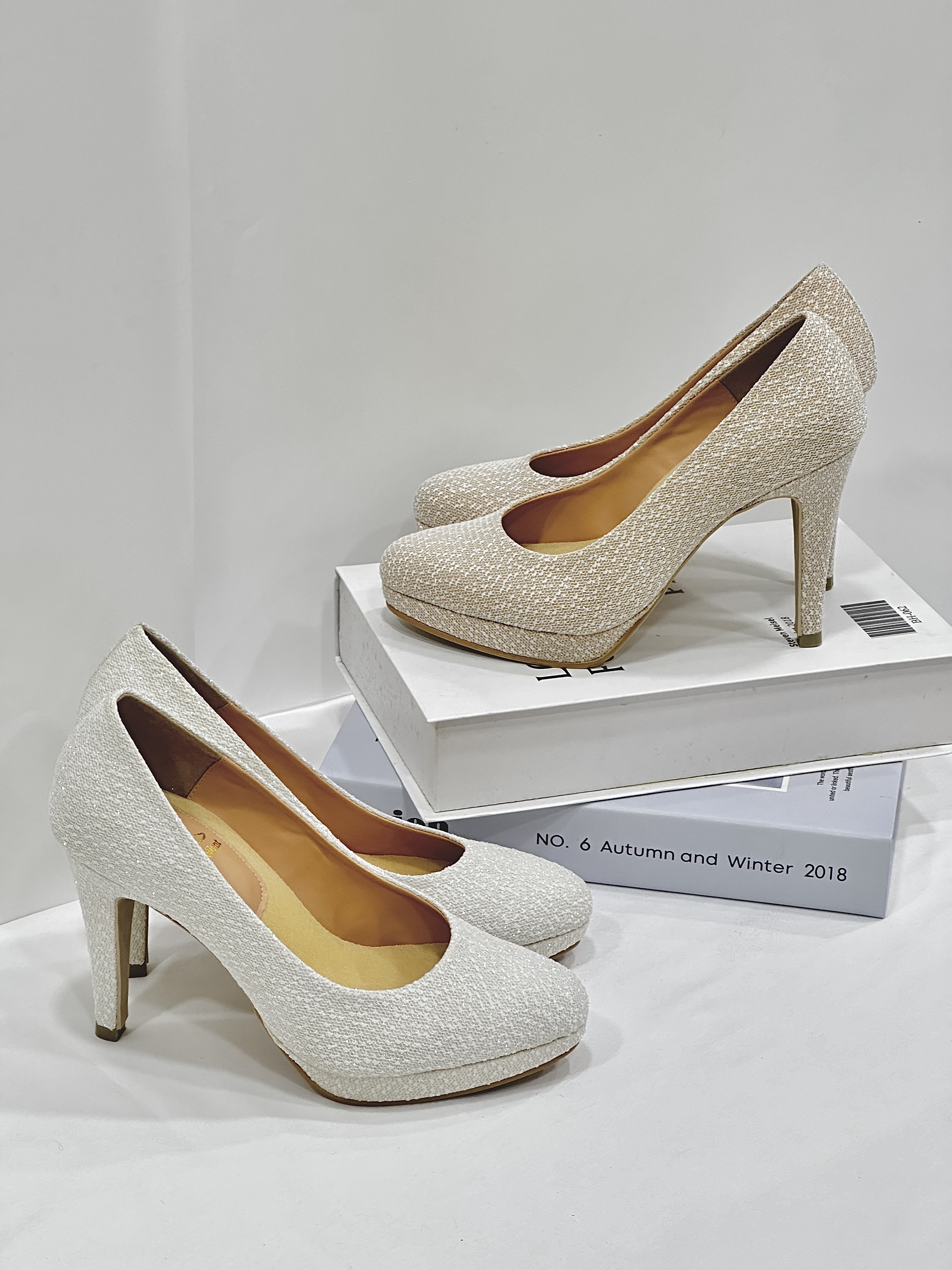 Casey Round Toe Platform Pumps