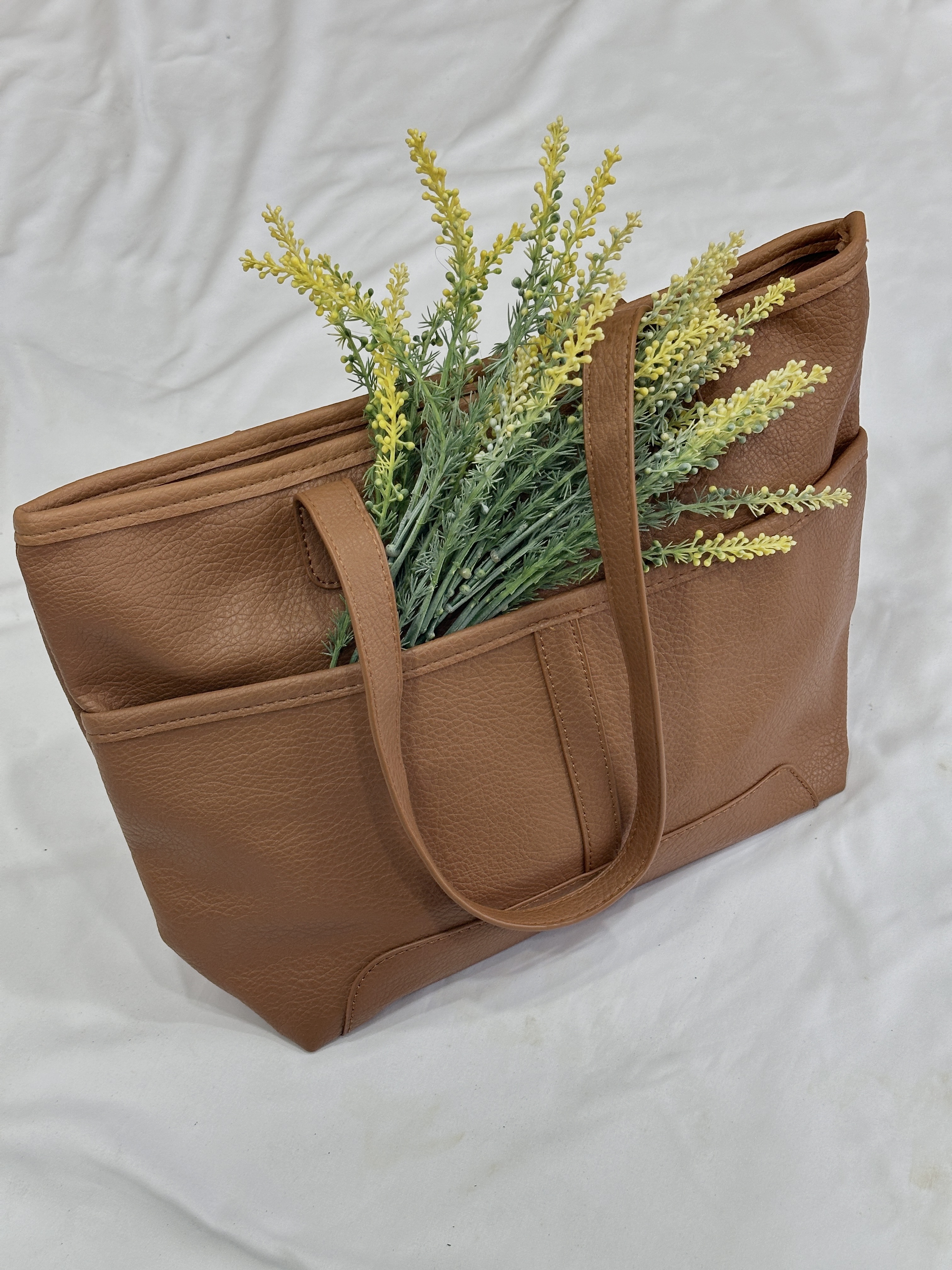 Shila Tote Bag