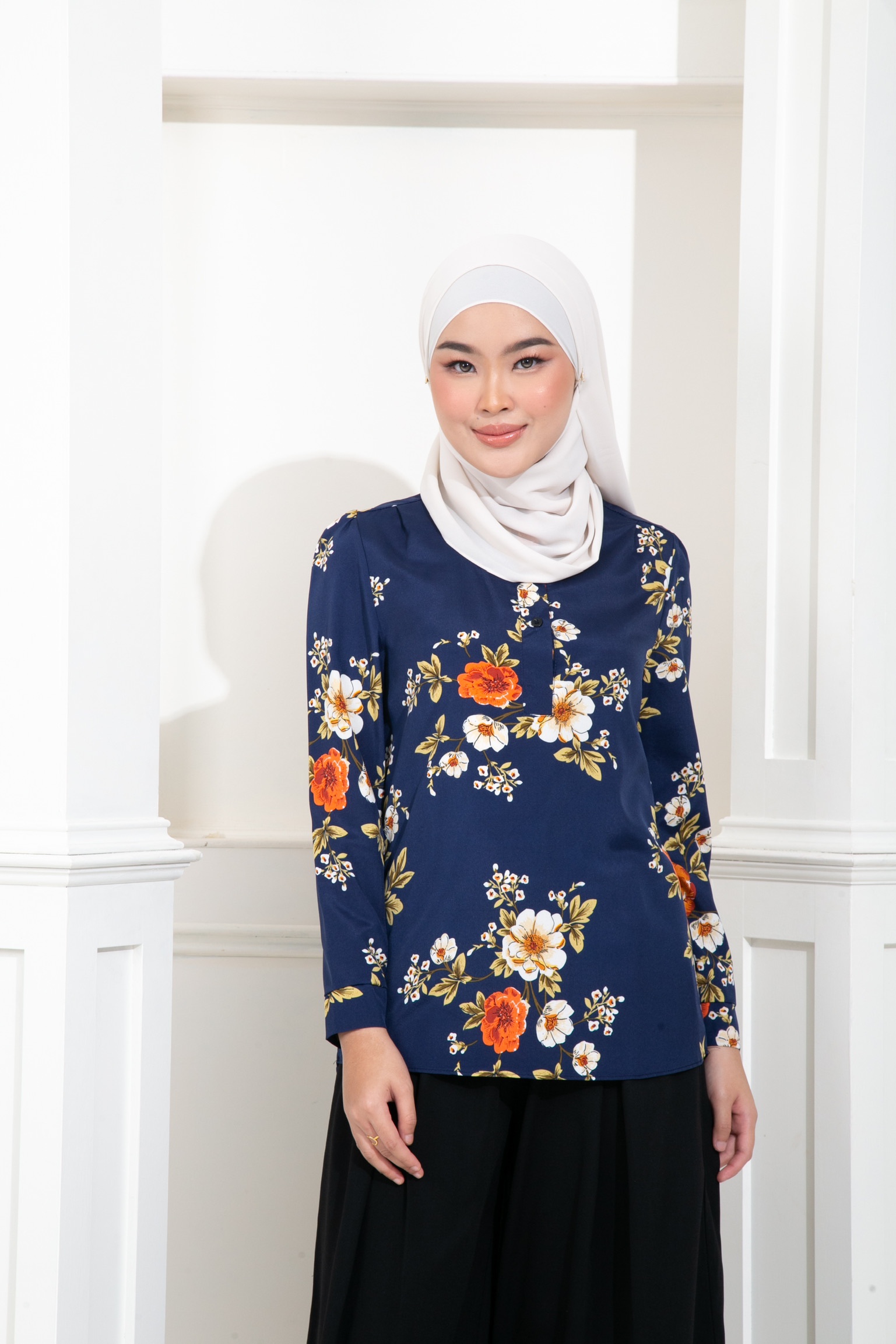  DAHLIA (4HELAI RM100)