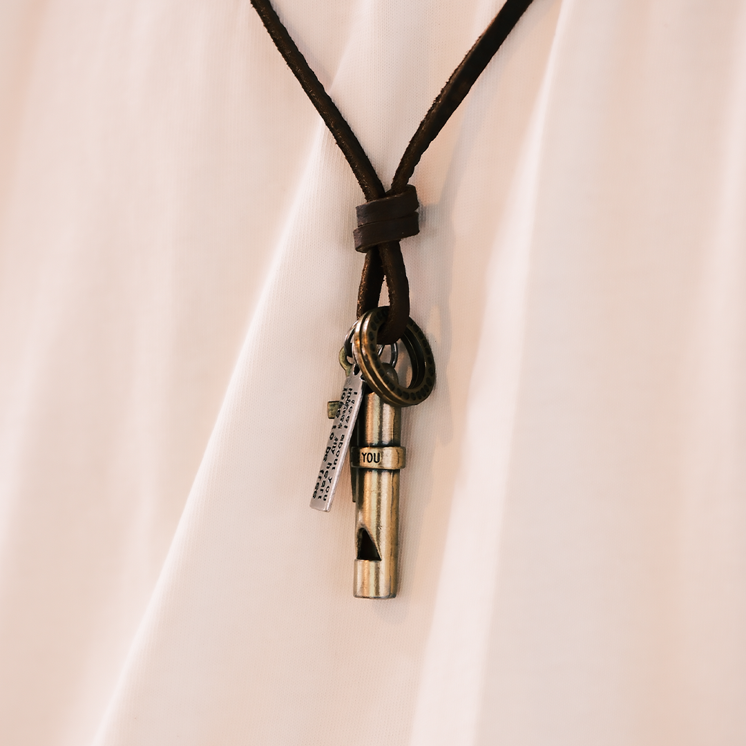 美式復古金屬求生哨子戰術戶外項鍊皮鏈露營吊墜配飾-Retro's Wear