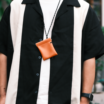 復古人工PU適用airpods耳機包挂繩零錢皮包-Retro's Wear