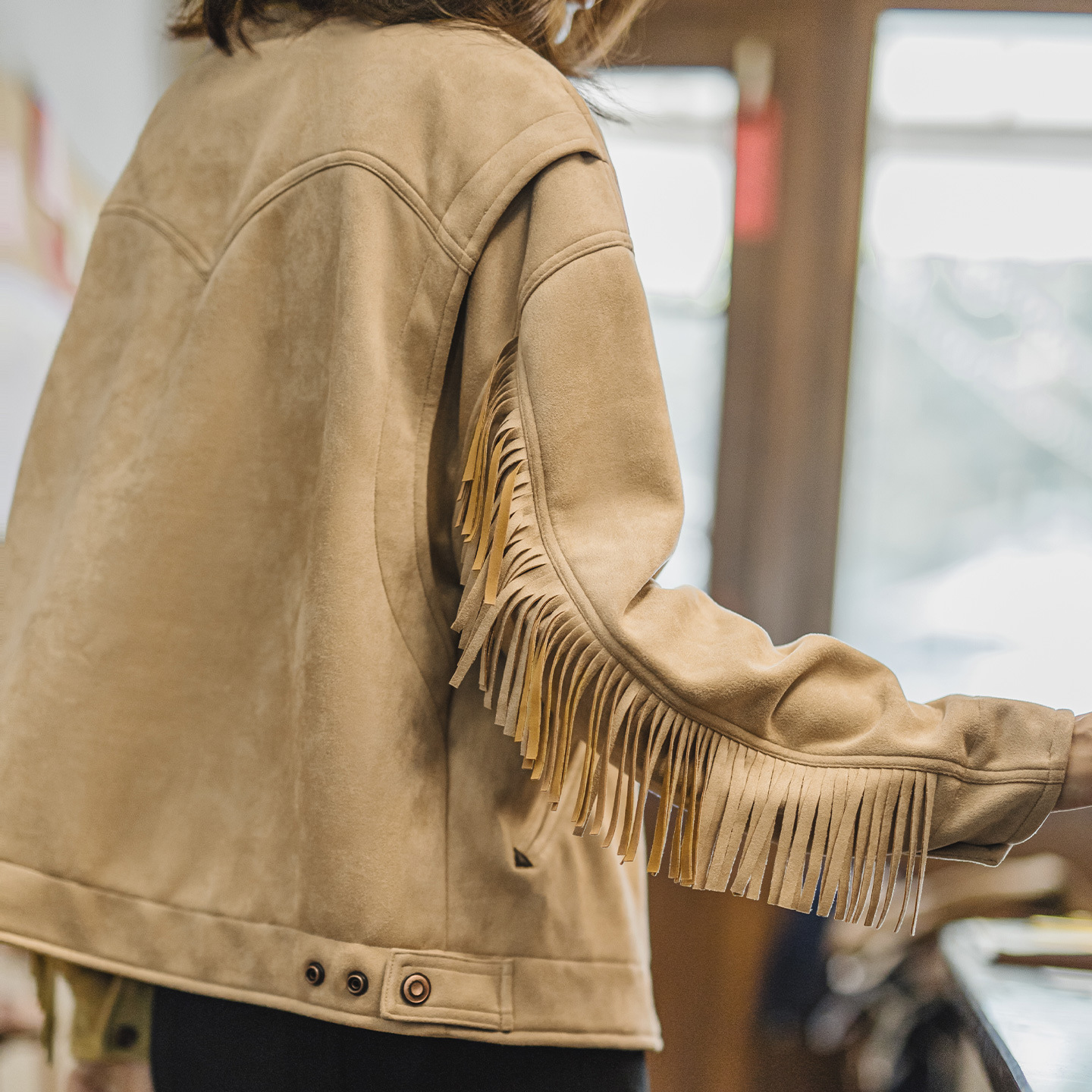 巴恩風卡其撞色翻領絨面麂皮流蘇底特律工裝夾克外套女士秋冬