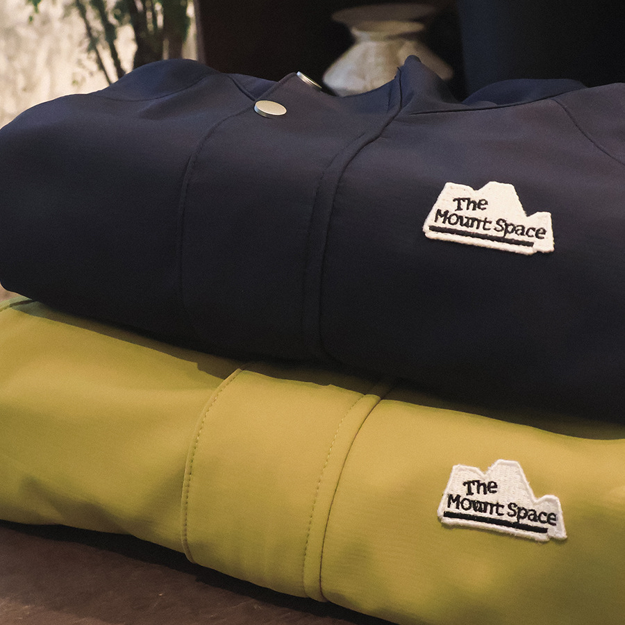 兒童衝鋒衣兒童連帽外套2025秋季新款戶外男童抗風一體絨保暖外套