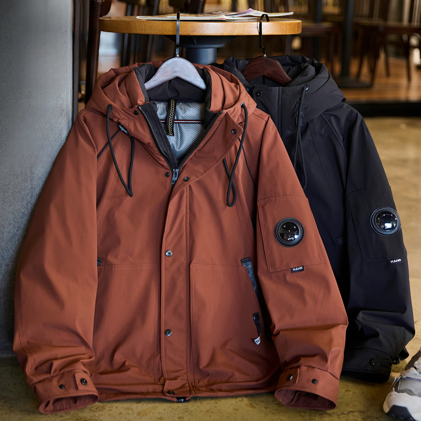 90白鴨絨磚紅色連帽羽絨服男2025冬季新款寬鬆保暖工裝衝鋒衣外套