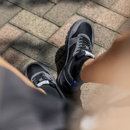 MRA復古男夏季透氣厚底通勤網面運動鞋男款休閒華夫阿甘鞋小黑鞋