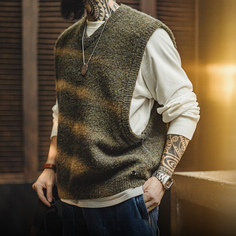 美式復古針織V領馬甲絨背心疊穿套頭保暖無袖坎肩男秋冬-Retro's Wear