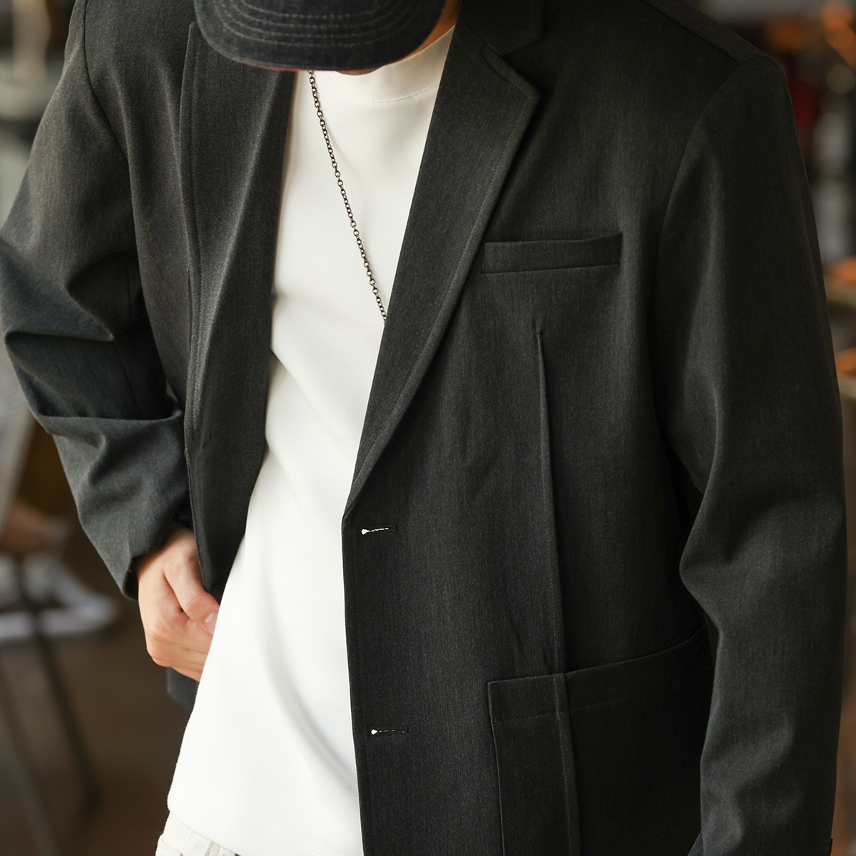 鬆弛感休閒西裝外套男高級老錢風平駁領墊肩單排扣西服