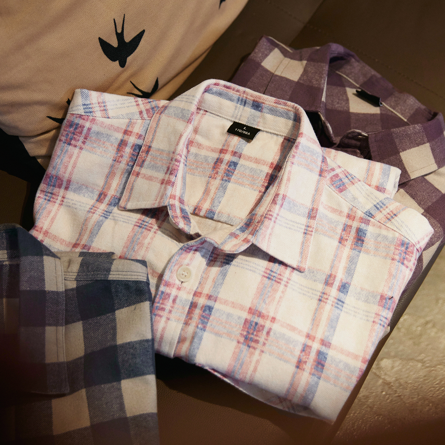 天絲萊賽爾淡粉色長袖襯衫男2025秋季新款水洗斑駁肌理感格子襯衣