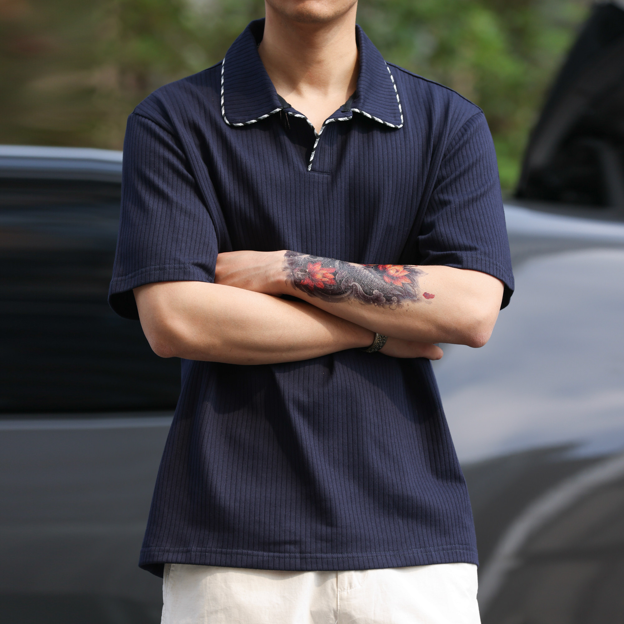 撞色包邊線小V領短袖T恤男士老錢風復古肌理感POLO衫夏