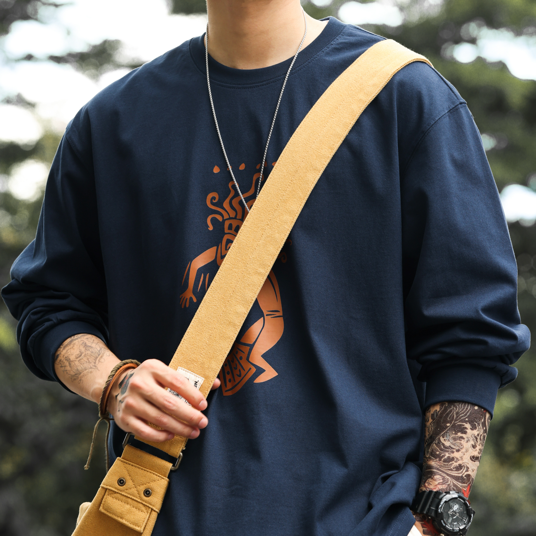 美式復古部落圖騰印花長袖T恤男260g純棉微落肩打底衫秋