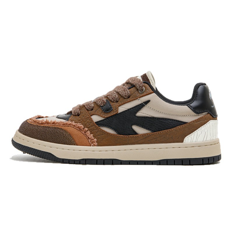 大烏托邦休閒鞋男秋冬低幫設計感小眾潮鞋子軟底復古解構板鞋