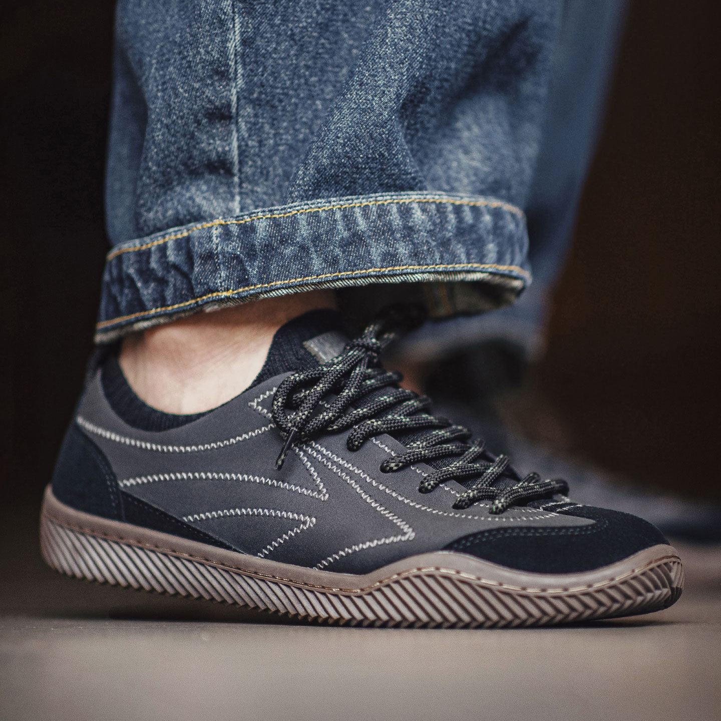 新款黑色薄底德訓鞋男夏季飛織襪鞋輕便軟底復古運動休閒板鞋