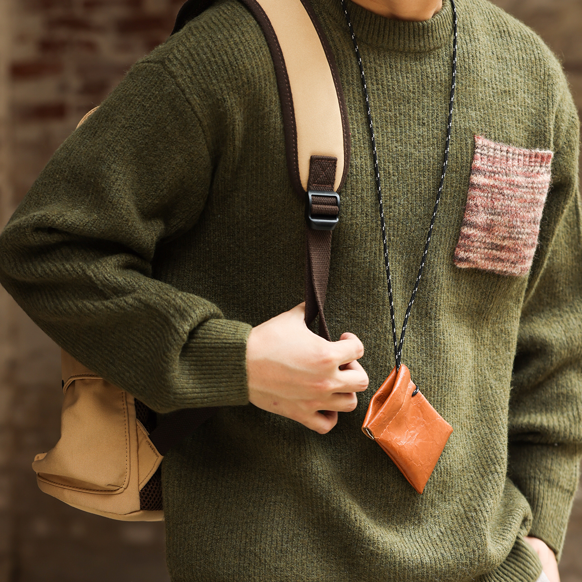 重磅仿牛絨圓領毛衣男編織肌理撞色口袋慵懶風毛線衣冬