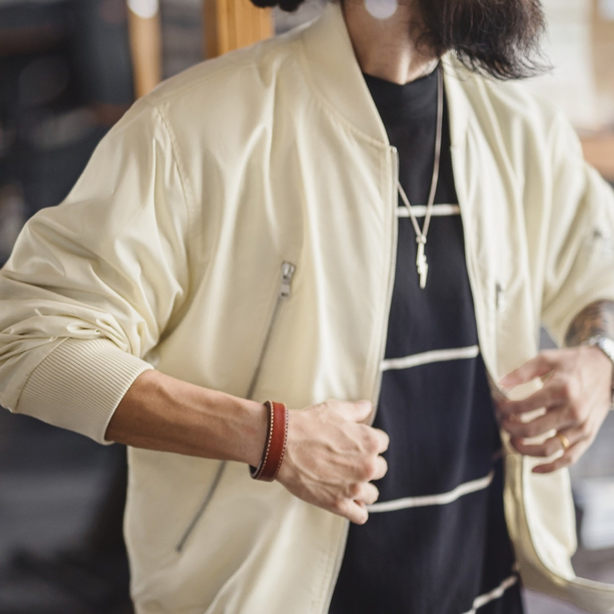 美式休閒白色L2B飛行員夾克尼龍薄款棒球服短款外套男秋