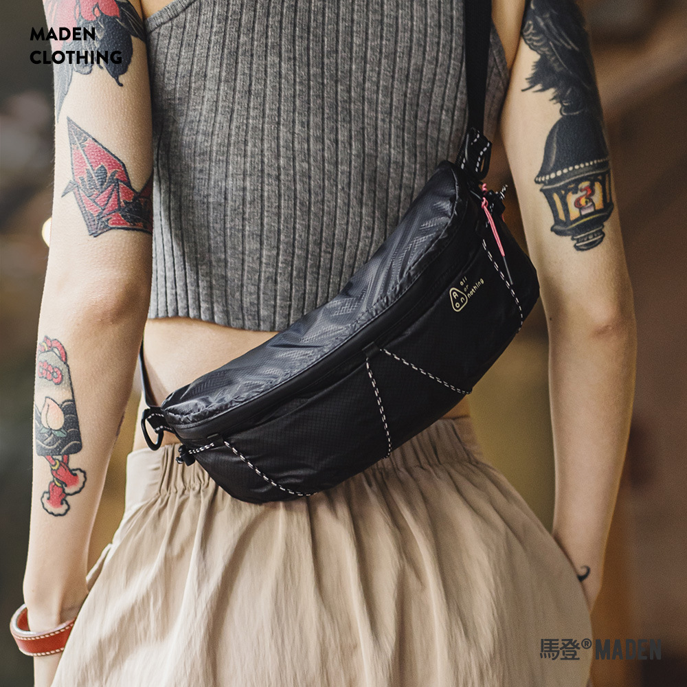女士山系機能斜挎包戶外手機腰包機車黑色胸包騎行手拿包