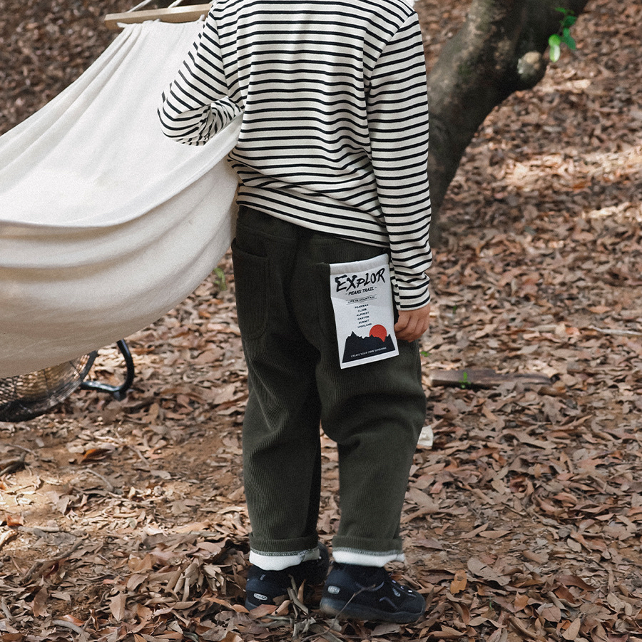 兒童燈芯絨長褲2025冬季新款男童復古純色直筒褲保暖大童童裝褲子