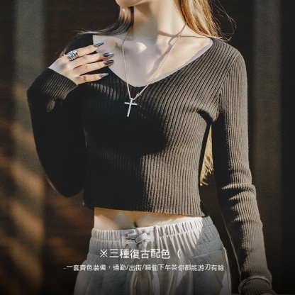 馬登女裝美式復古針織衫純棉內搭V領打底秋冬短款純色修身女上衣-Retro's Wear