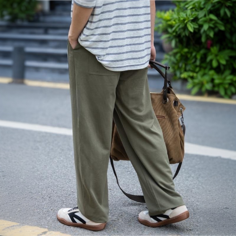 夏季男士休閒闊腿褲軍綠色薄款垂感速乾長褲