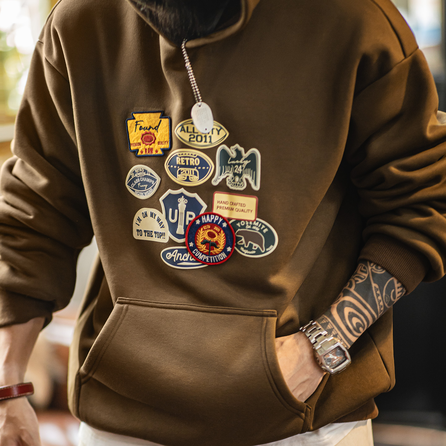 美式棕色徽章刺繡連帽衛衣加絨針織美拉德寬鬆外套男秋冬