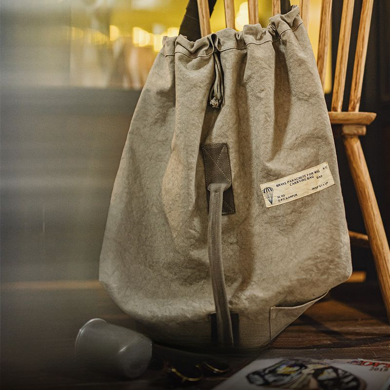 美式復古大容量紮染帆布傘兵包手提單肩斜挎水桶包袋男女-Retro's Wear