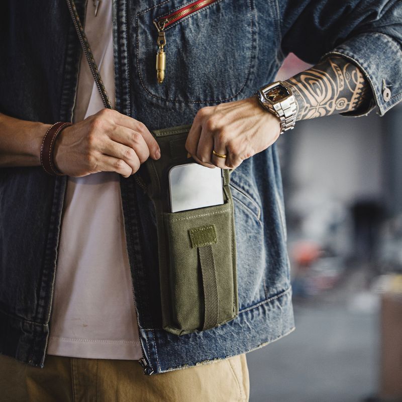 M-16軍綠色小挎包野戰小包休閒手機包單件斜挎包男便攜